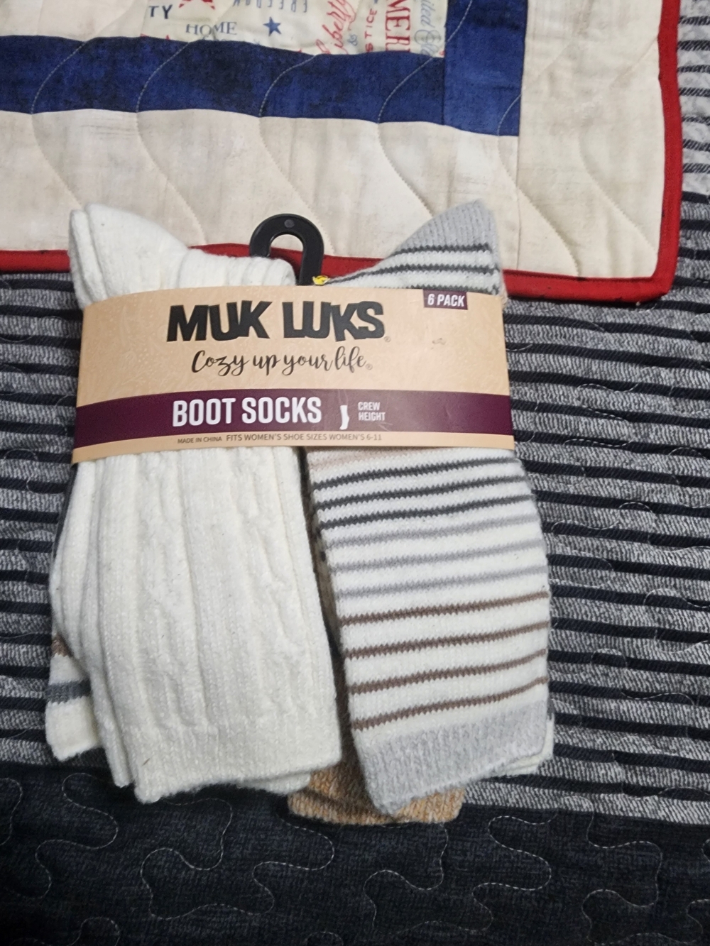 Muk Luks Women's Cream & Gray Striped Boot Socks - 6 Pack